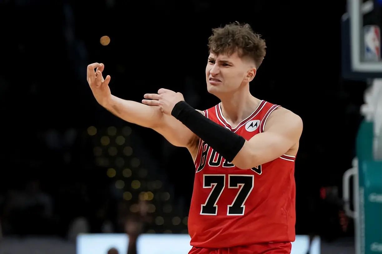 尔效力于波, amp 尔效力于波, amp